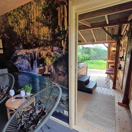 Entre Monts Et Collines B&B Et Spa En Option Zewnętrze zdjęcie